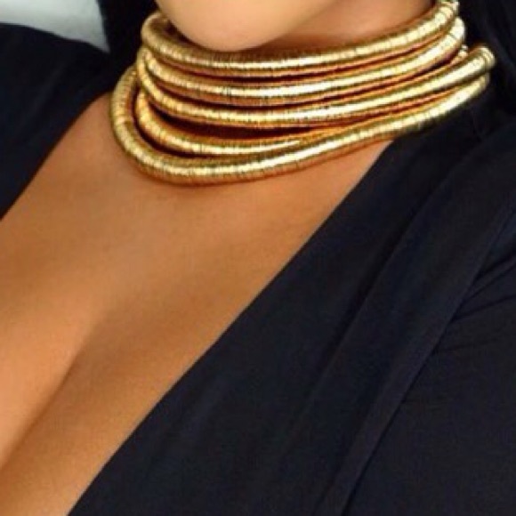 BLACK PANTER Choker necklace - Picture 3 of 6